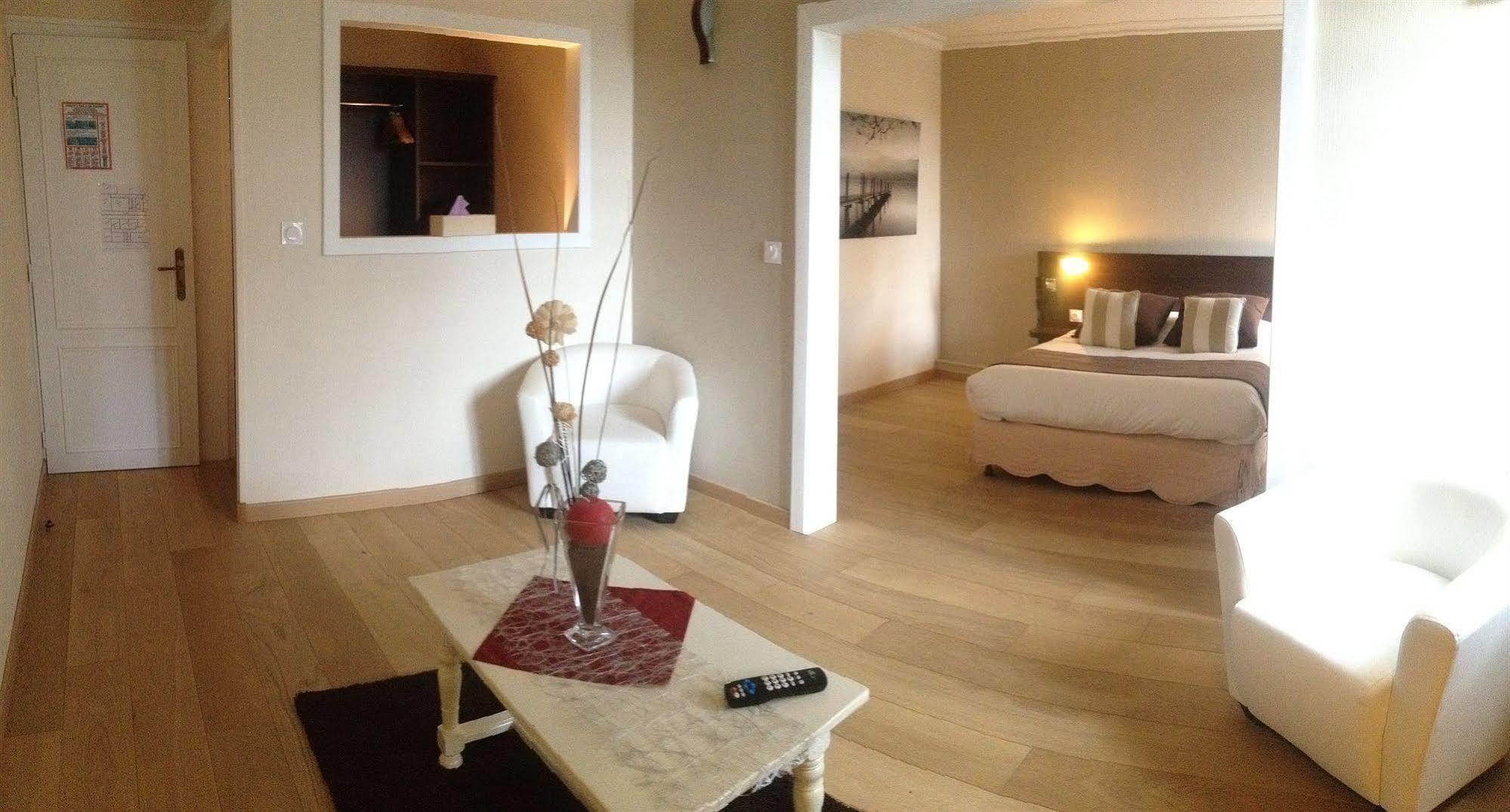 Hotel Restaurant De La Marne Paimpol Luaran gambar
