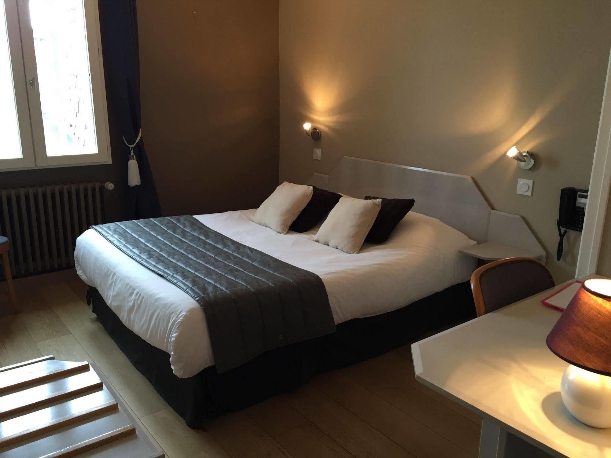 Hotel Restaurant De La Marne Paimpol Luaran gambar