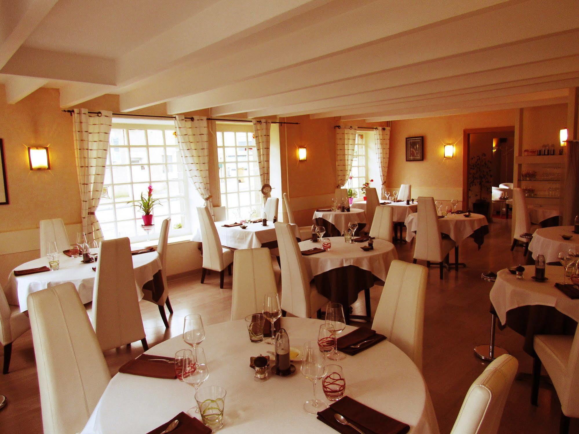 Hotel Restaurant De La Marne Paimpol Luaran gambar